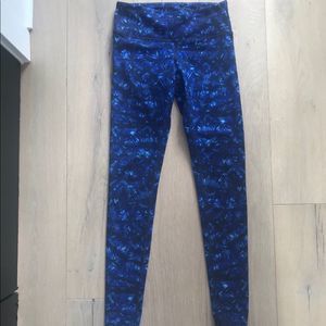 Alo Yoga Airbrush Legging